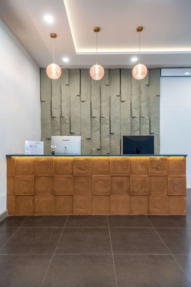 Moca Hotel 5/50