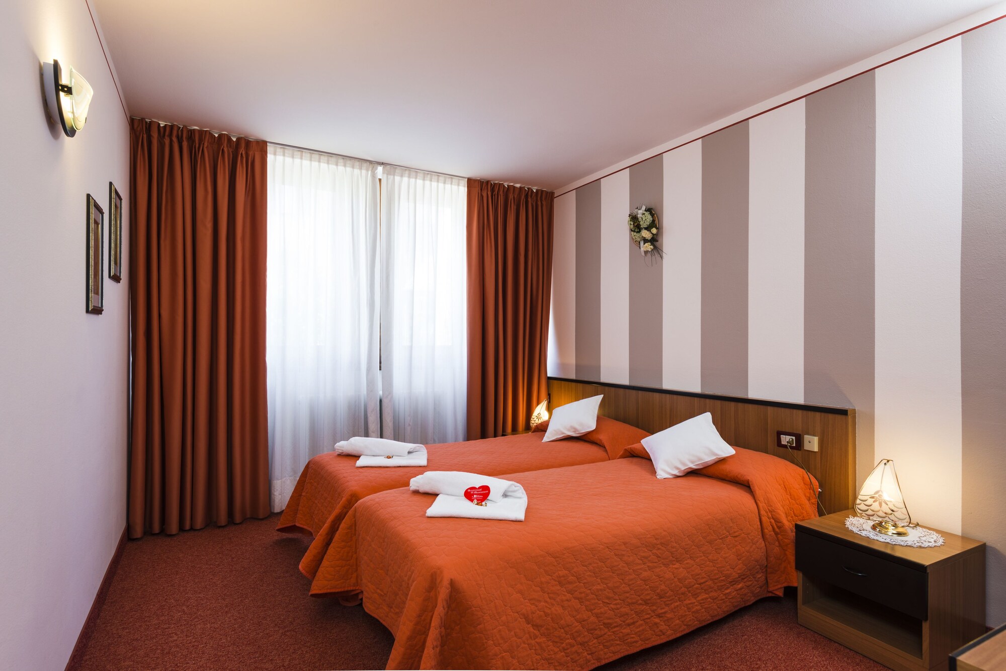 1 BEDROOM, COMFORT