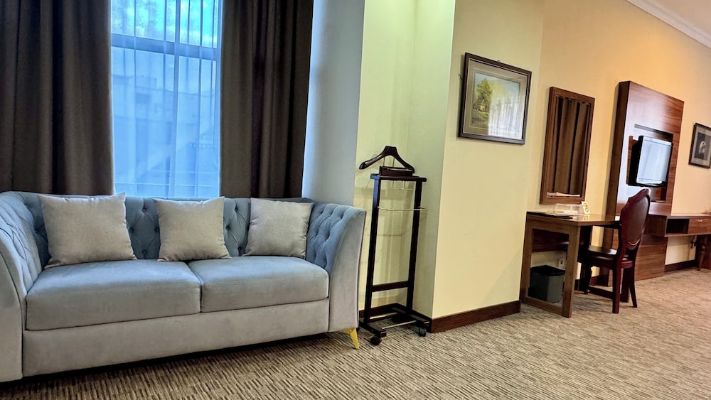 Grand Eurasia Hotel 35/50