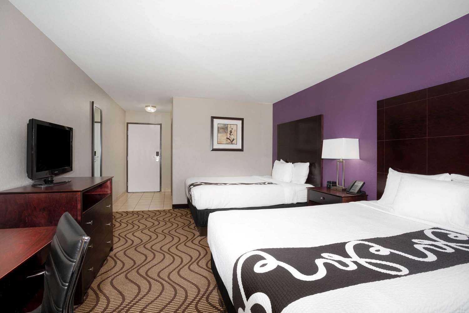 Baymont by Wyndham Henderson-Northeast Denver 18/58