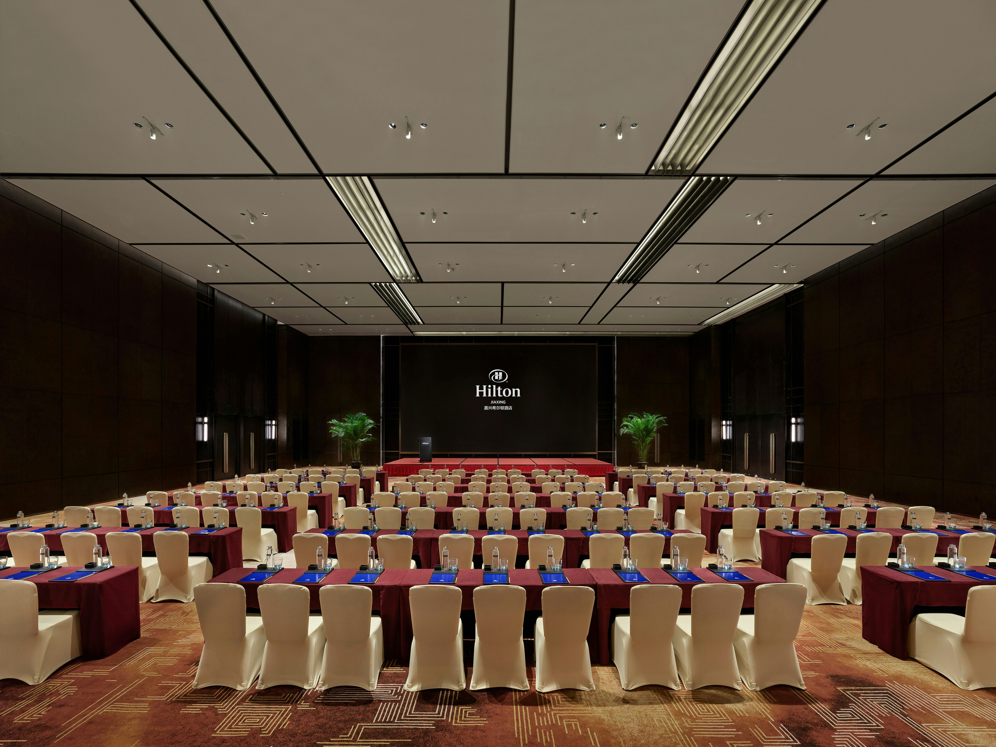 Hilton Jiaxing 22/28