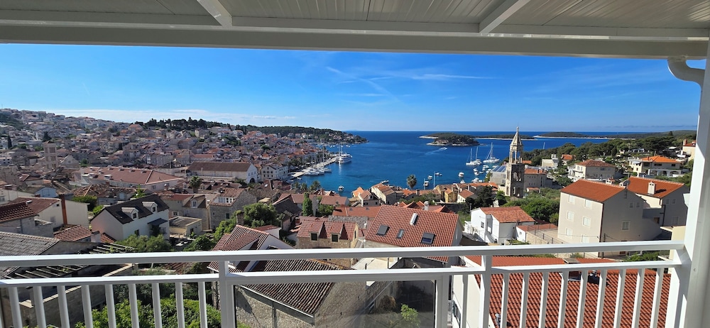 Bocin Rosso Apartments 2/50