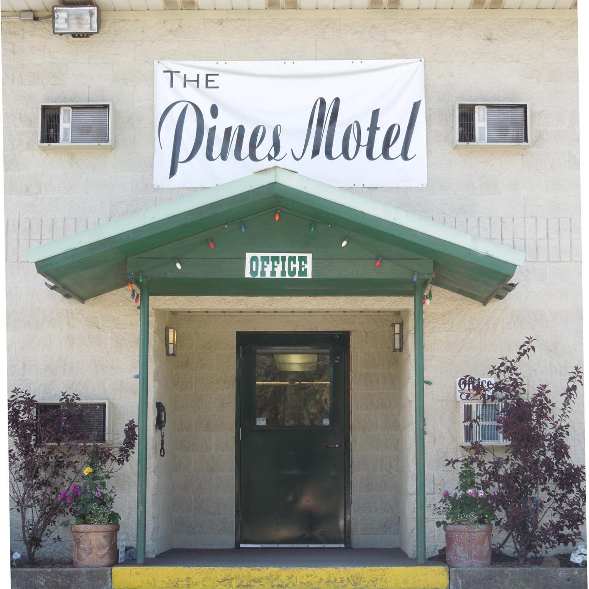 The Pines Motel 1/26