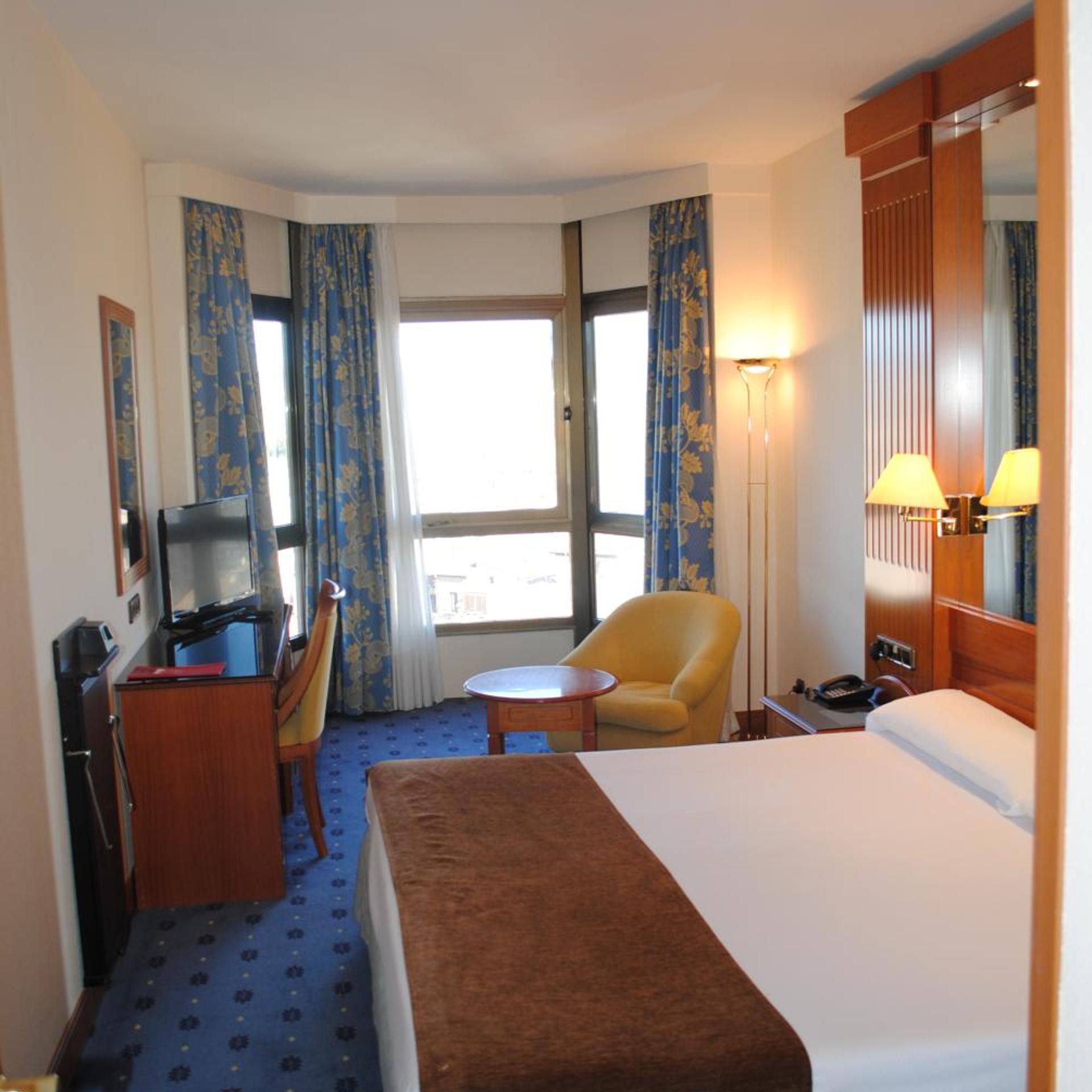 غرفة بسريرين منفصلين مع سرير إضافي، Hotel Los Bracos 9/10