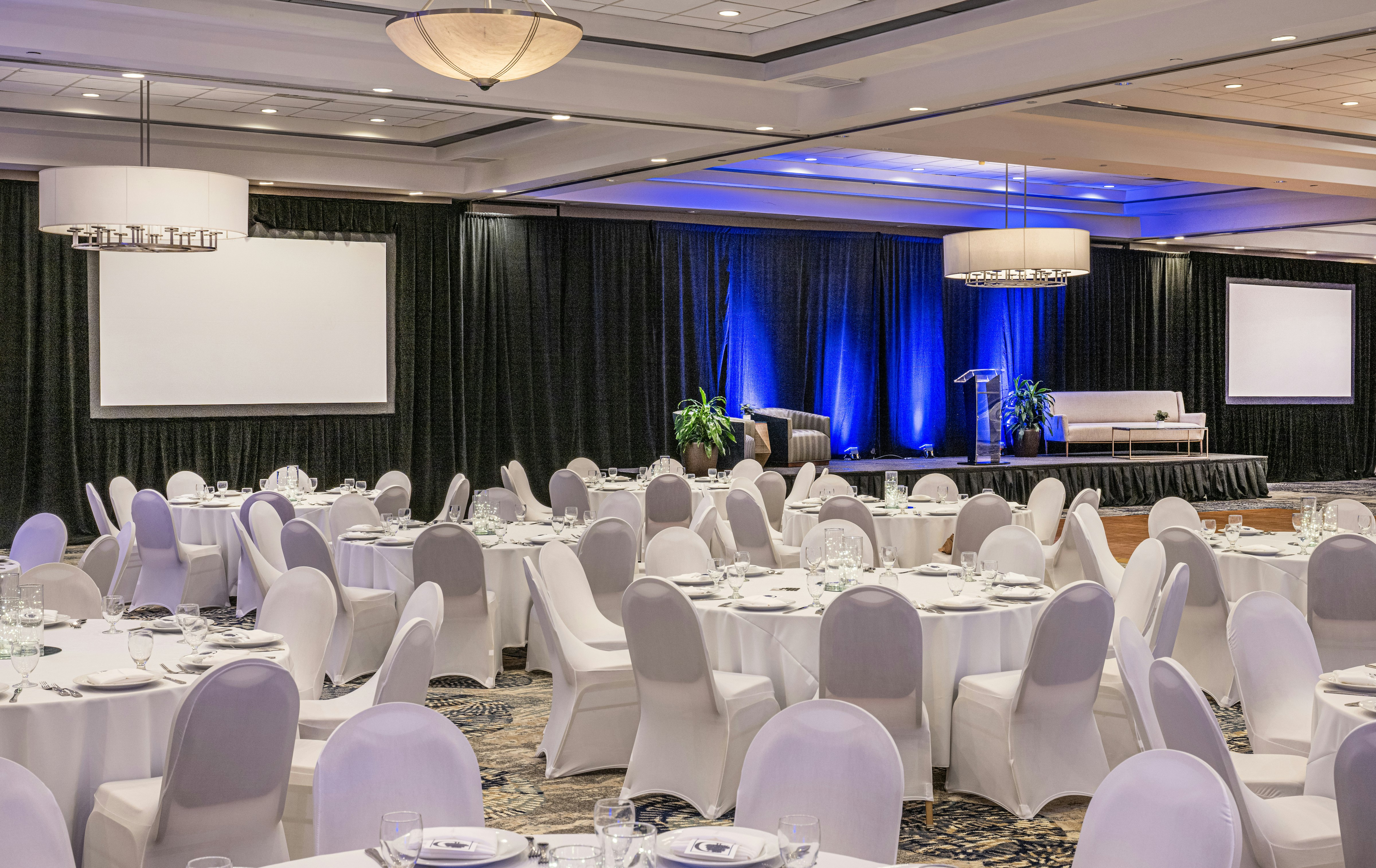 DoubleTree by Hilton Hotel Newark Airport 49/68