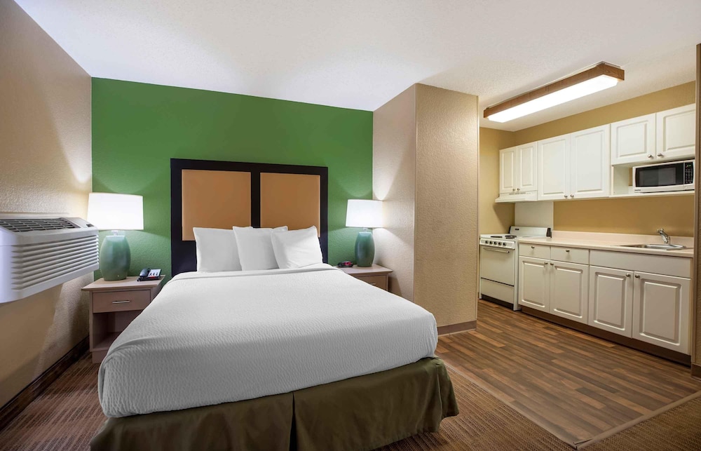 Extended Stay America - Denver - Tech Center South 26/52
