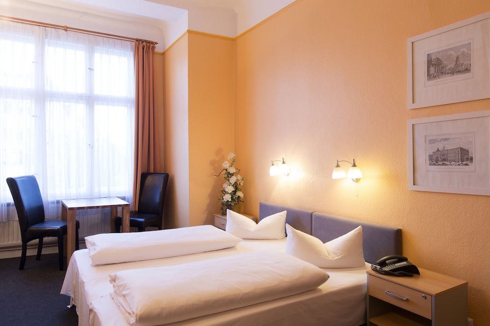 Hotel Am Hermannplatz 16/24