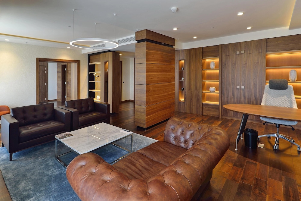 SHERATON NOVI SAD 27/48