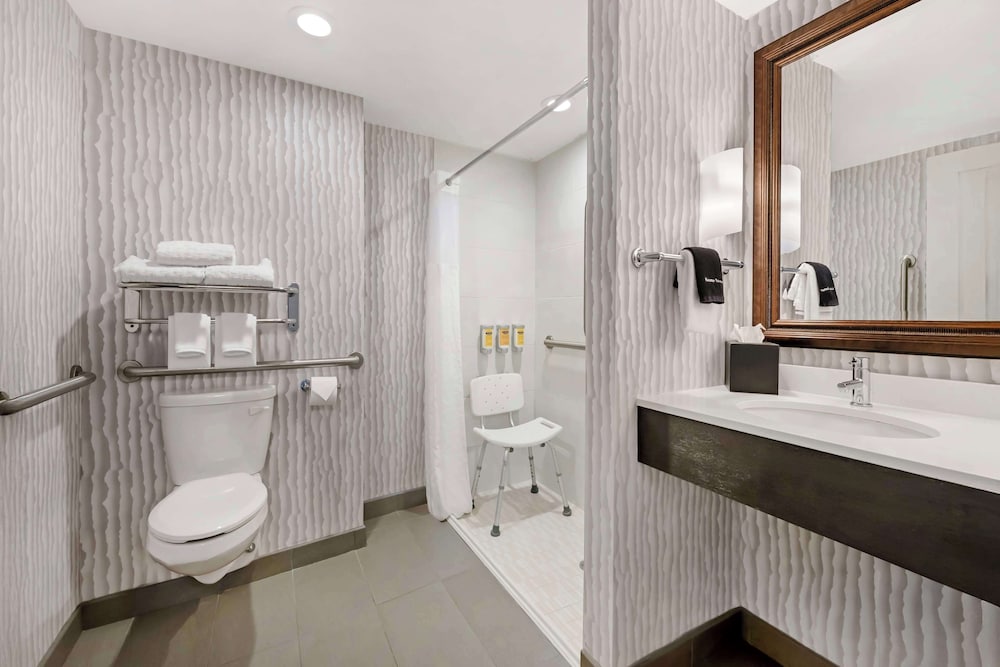 غرفة قياسية بسرير كينج بإطلالة، Best Western Plus Agate Beach Inn 5/5
