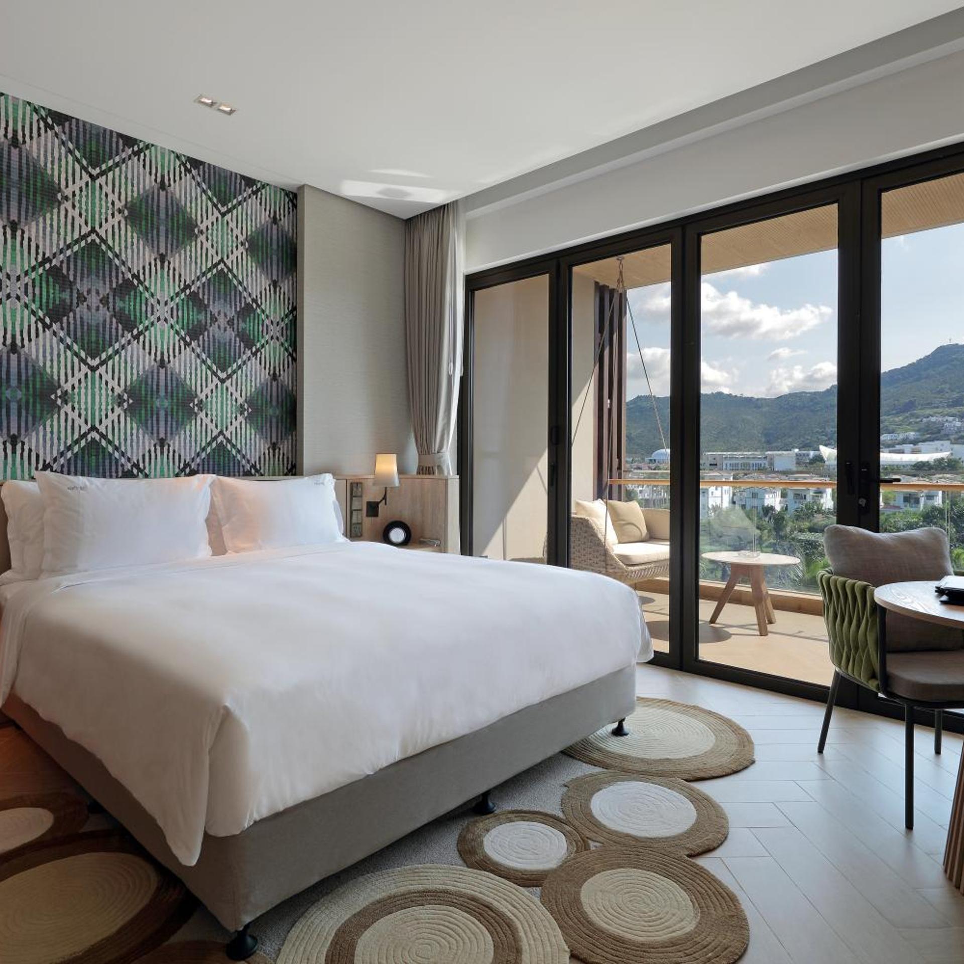 2 Bedrooms, Kids Suite, Theme, Lake View