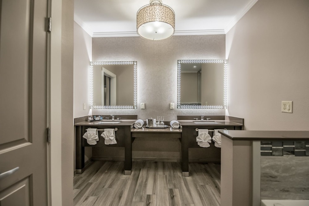 Bear River Casino Resort 32/36