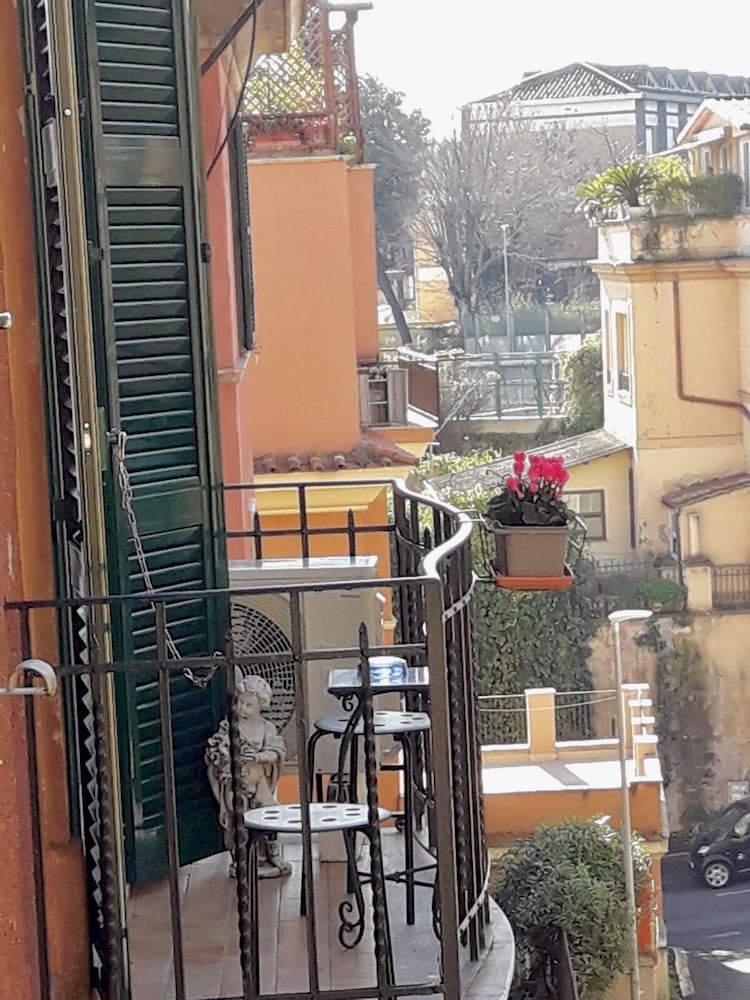 San Pietro Leisure And Luxury 48/52