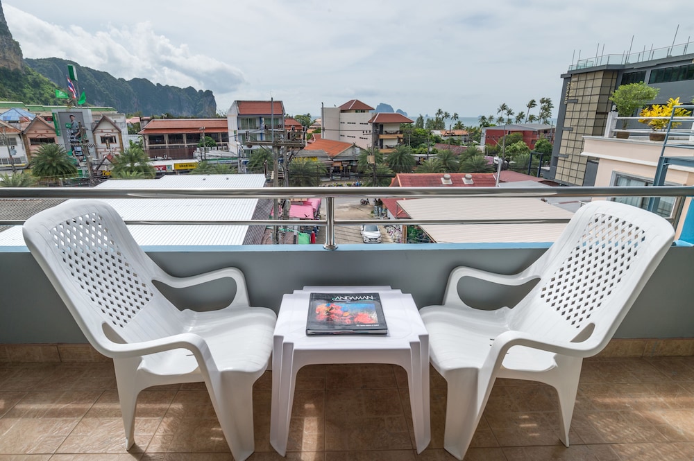 Alisa Hotel Aonang 38/50