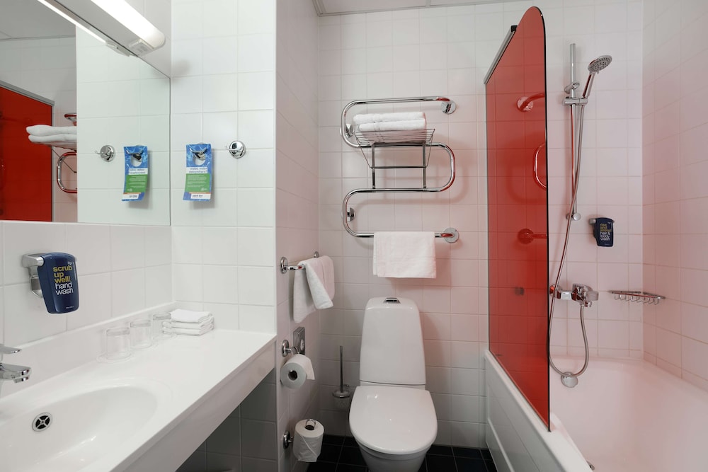 Park Inn By Radisson Central Tallinn 76/76