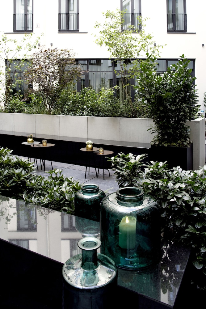 Hotel AMANO Grand Central in BERLIN