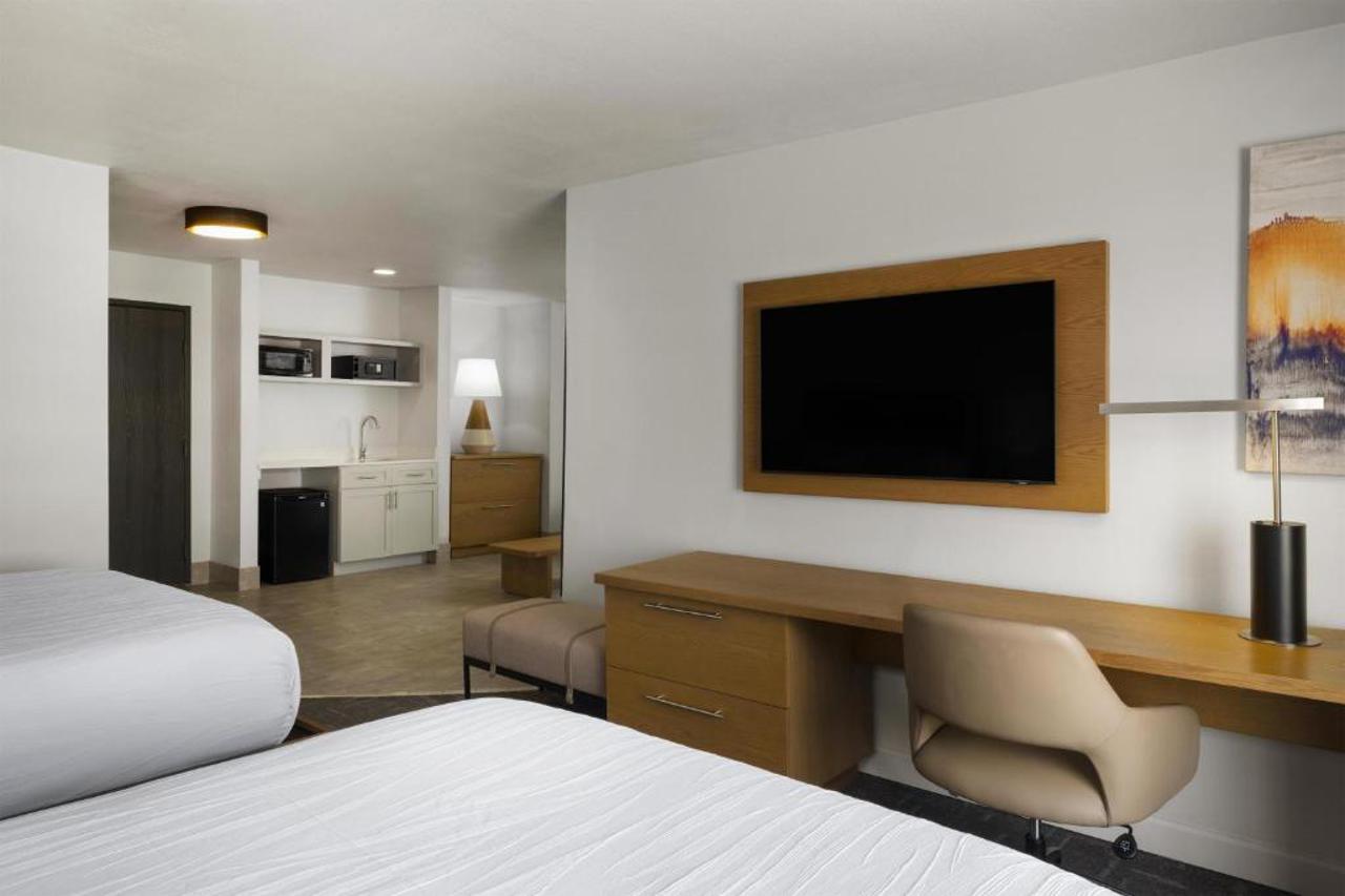 Best Western Premier Houston Downtown/Convention Center Hotel 11/35