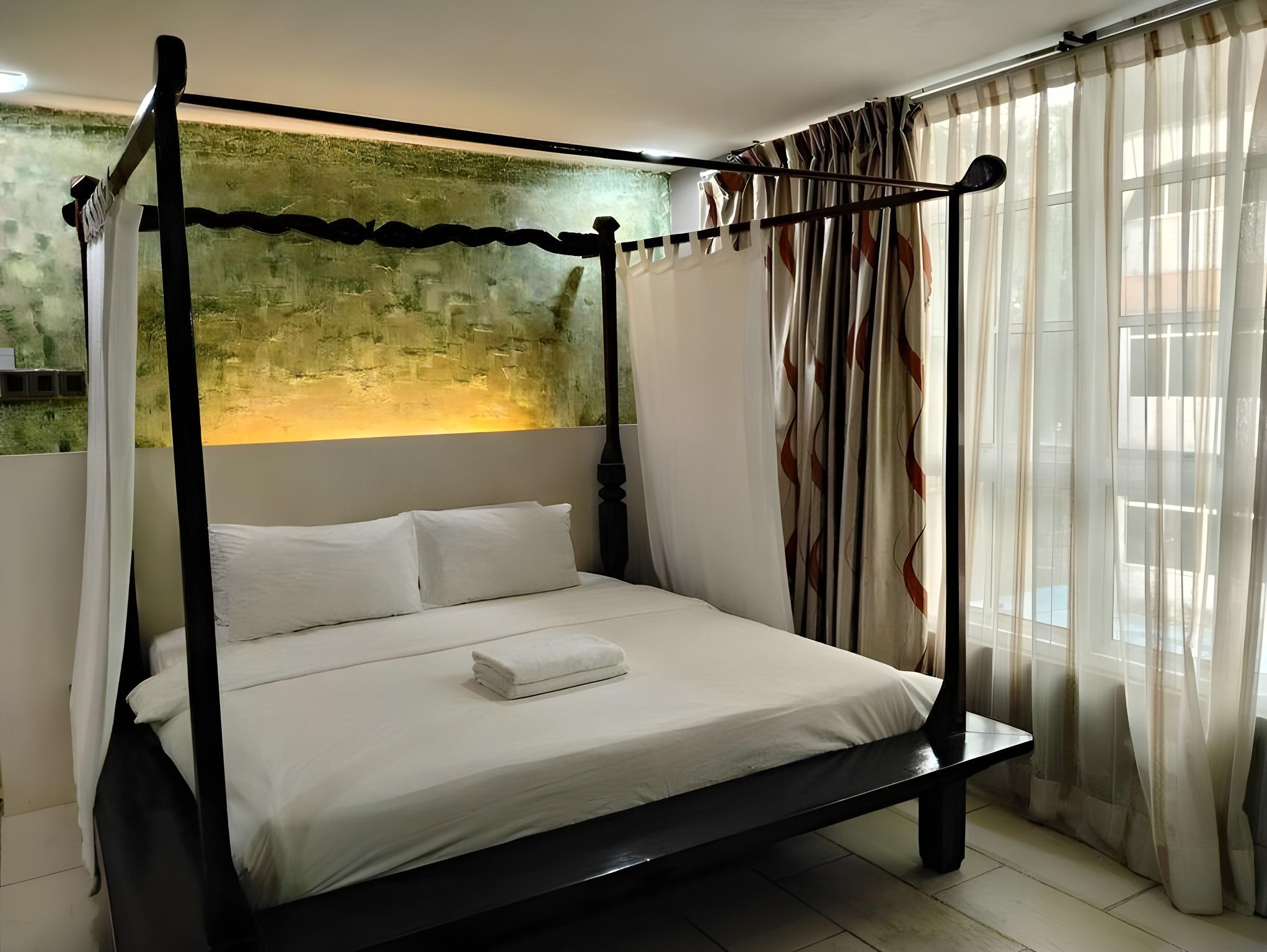 Junior Suite, King Bed