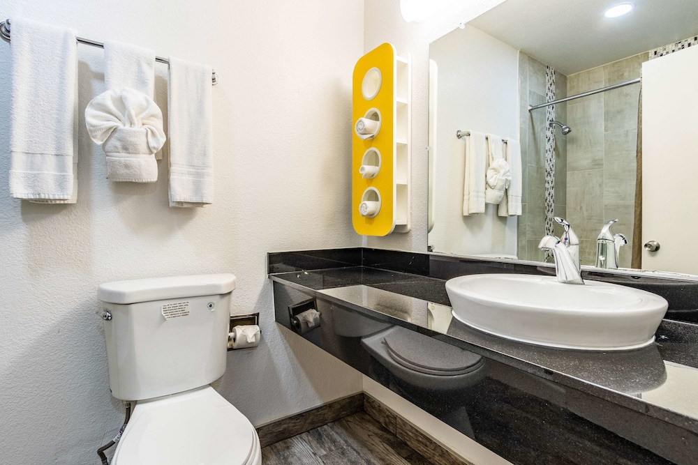 Motel6 Fountain Valley, CA - Huntington Beach Area 30/37