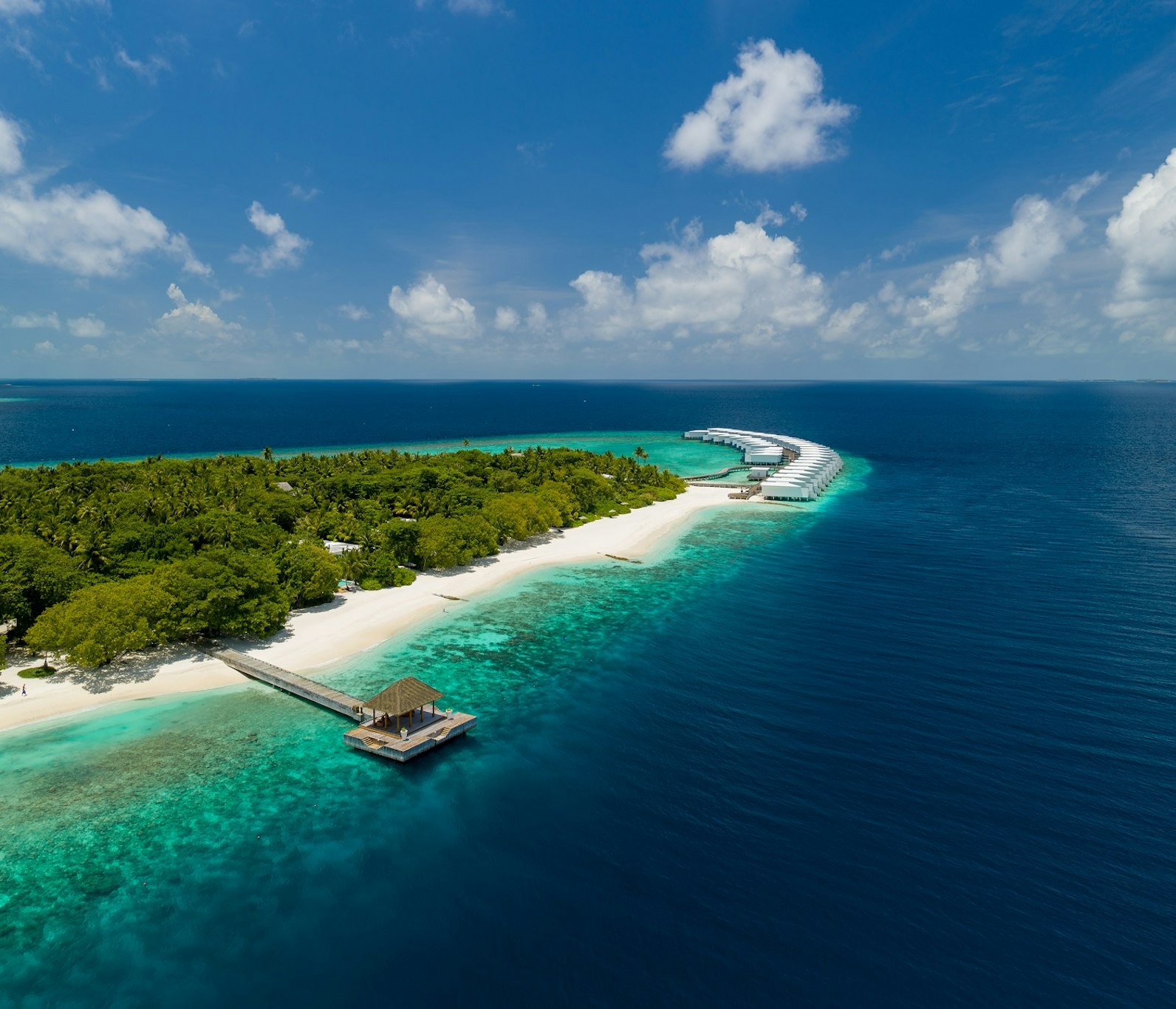 Amilla Maldives Resort and Residences 38/47