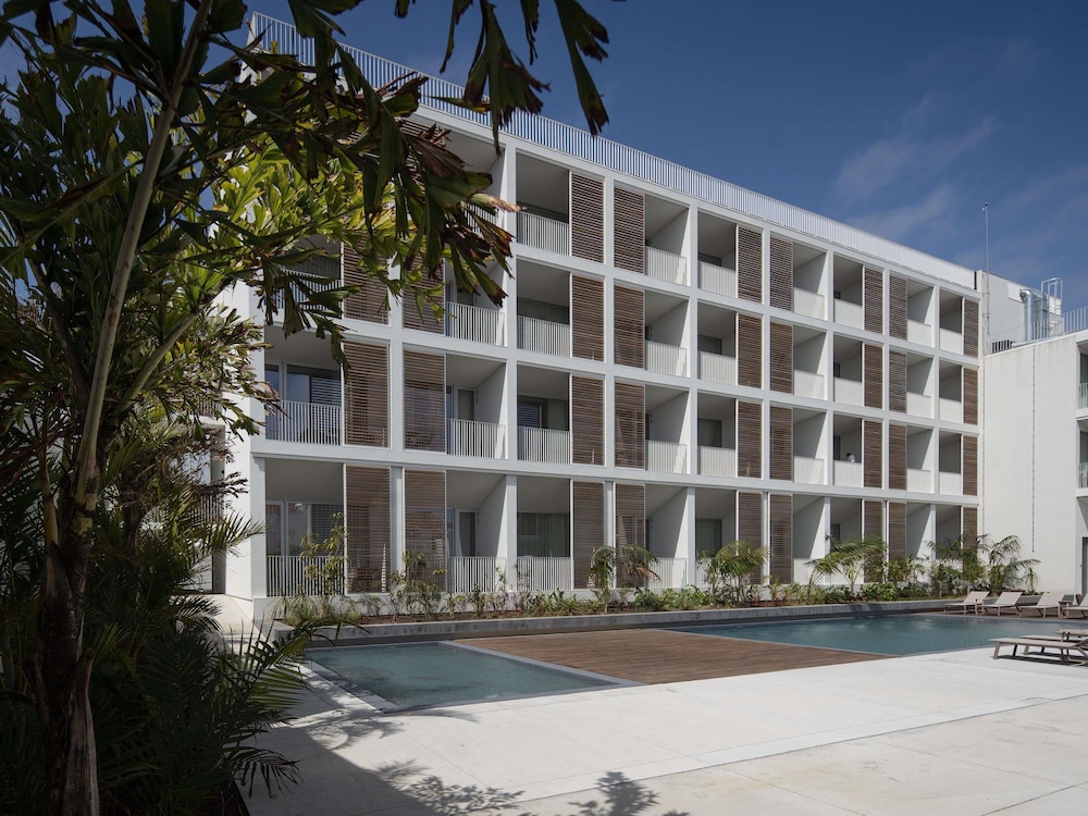 Mercure Ponta Delgada Azores 4/50