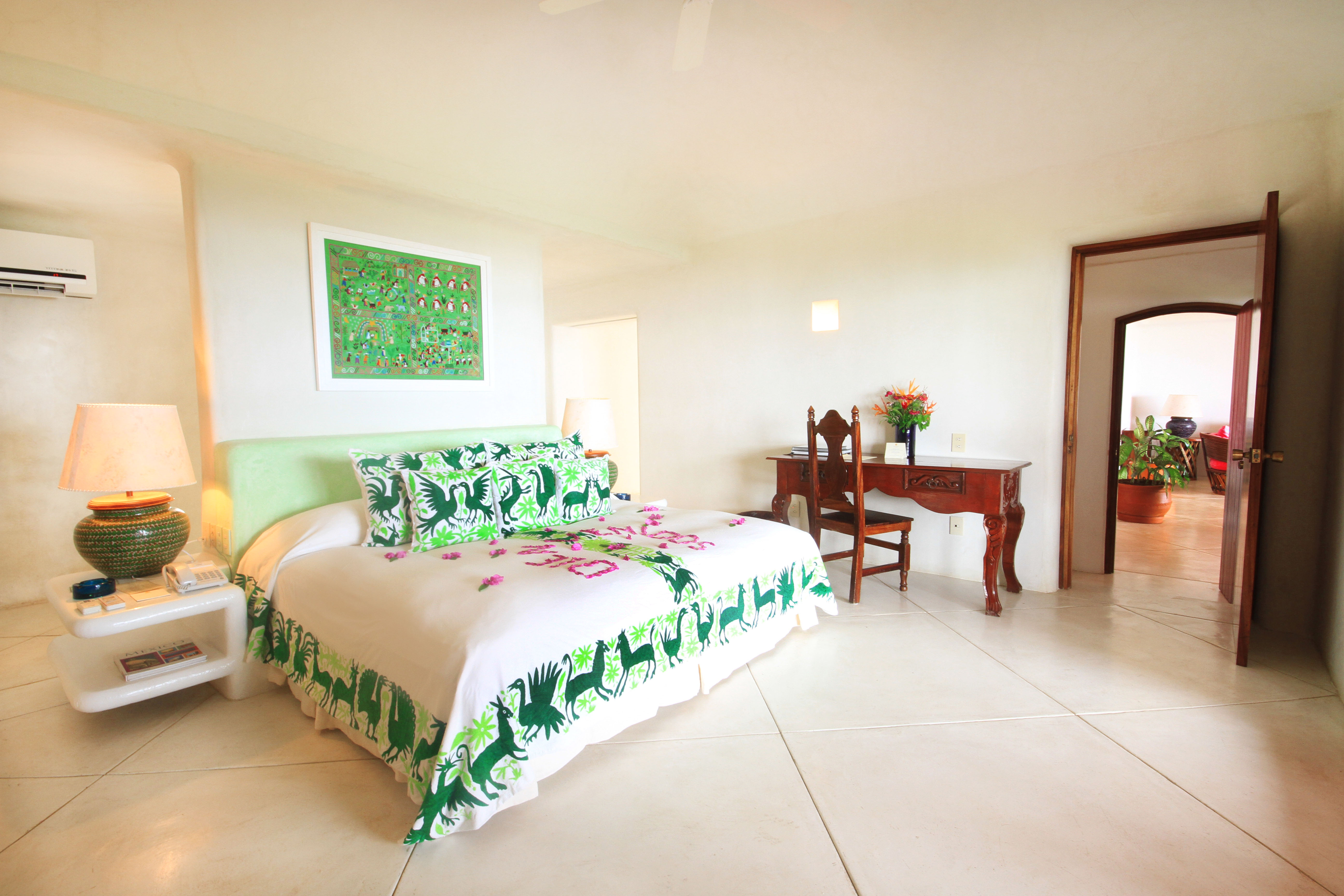 Deluxe, Suite, Ocean Front
