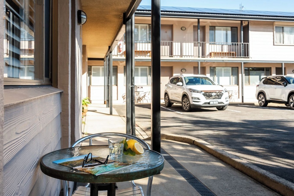 PIGEON HOUSE MOTOR INN 12/31