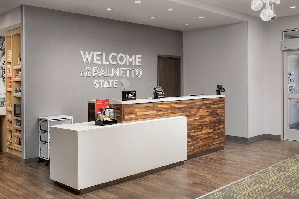 Hampton Inn Suites Lexington Sc 8/39