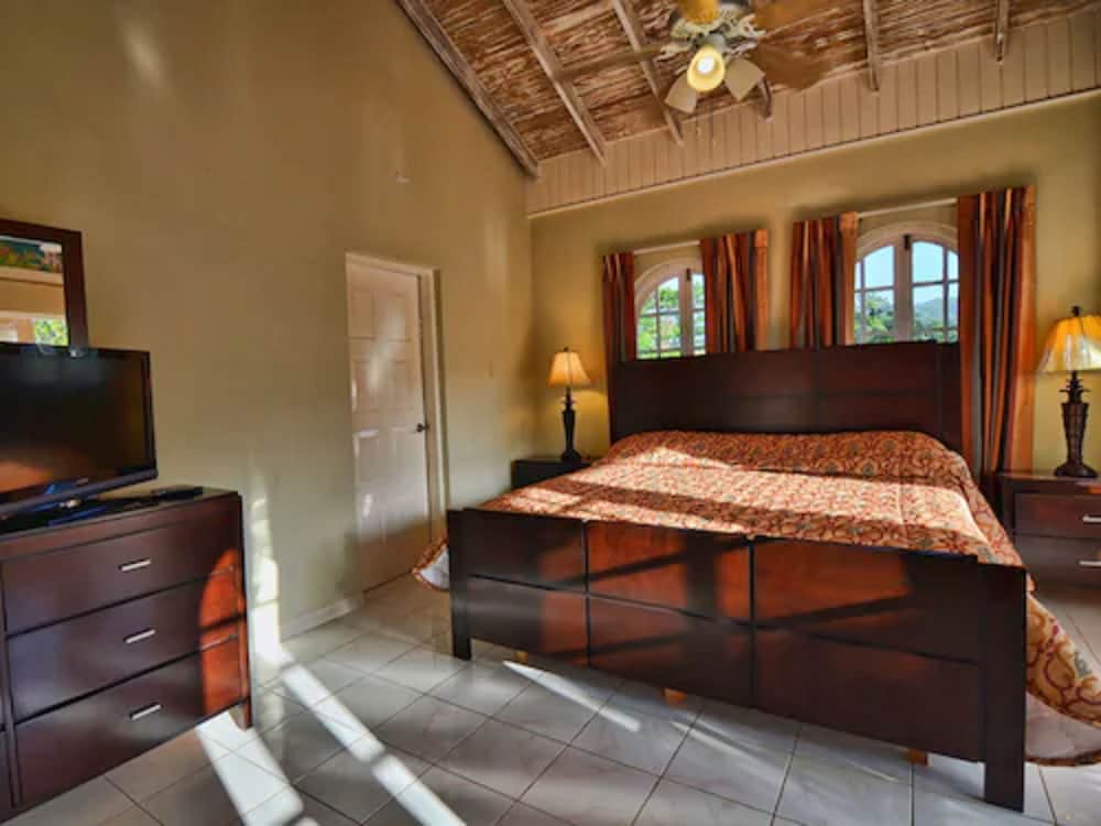 Tropical Lagoon Resort 6/29