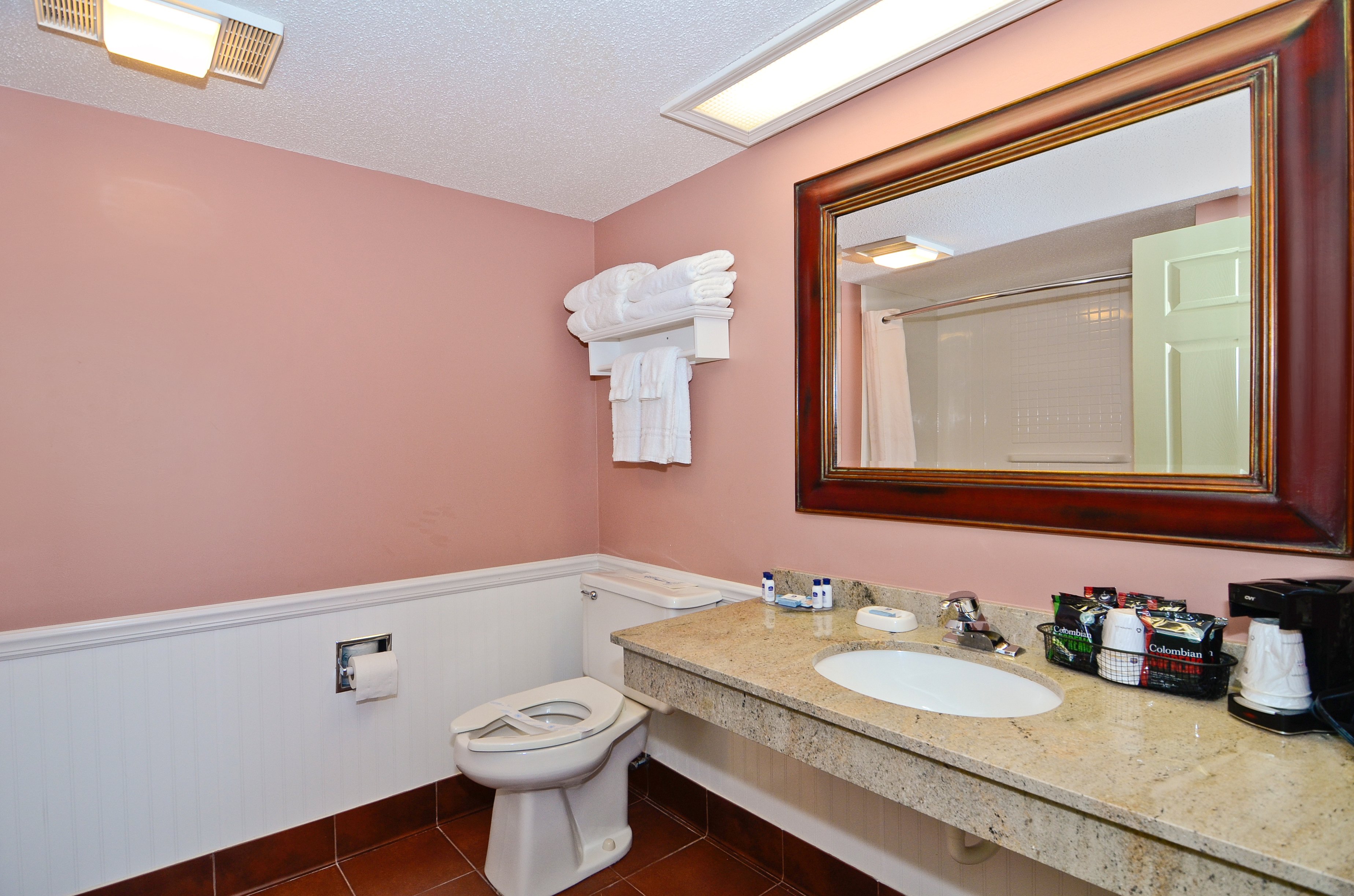 Best Western Plus Concord Inn 75/75