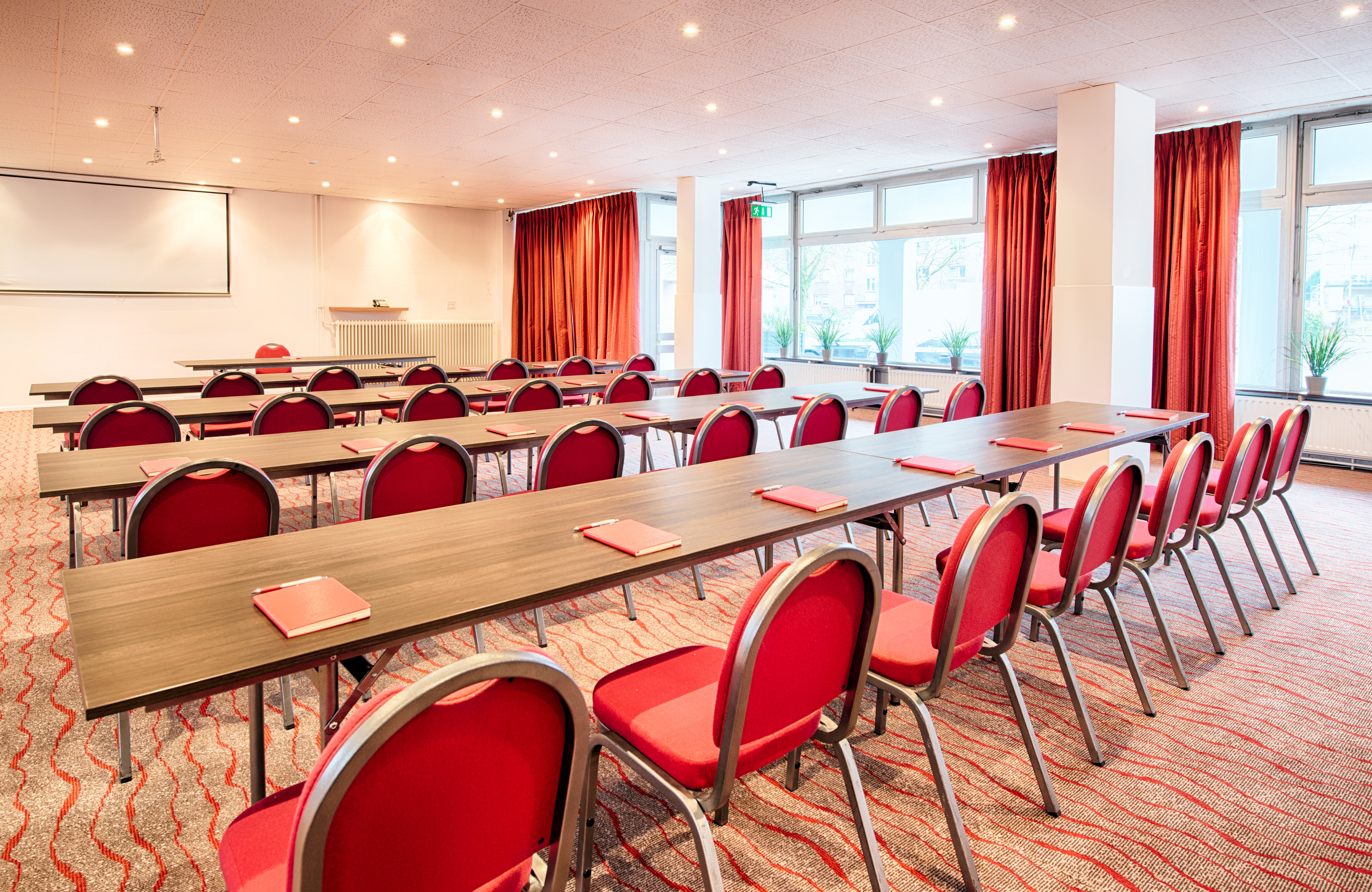 Leonardo Hotel Hamburg Elbbruken Ex Gresham Carat Hotel 28/30