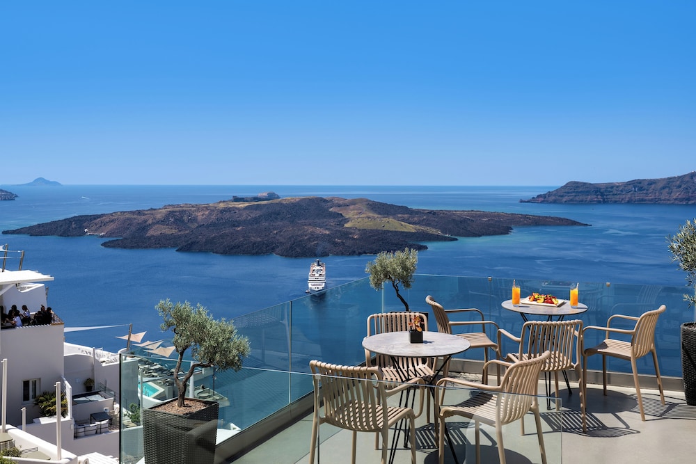 Aperto Suites - Adults Only 39/50