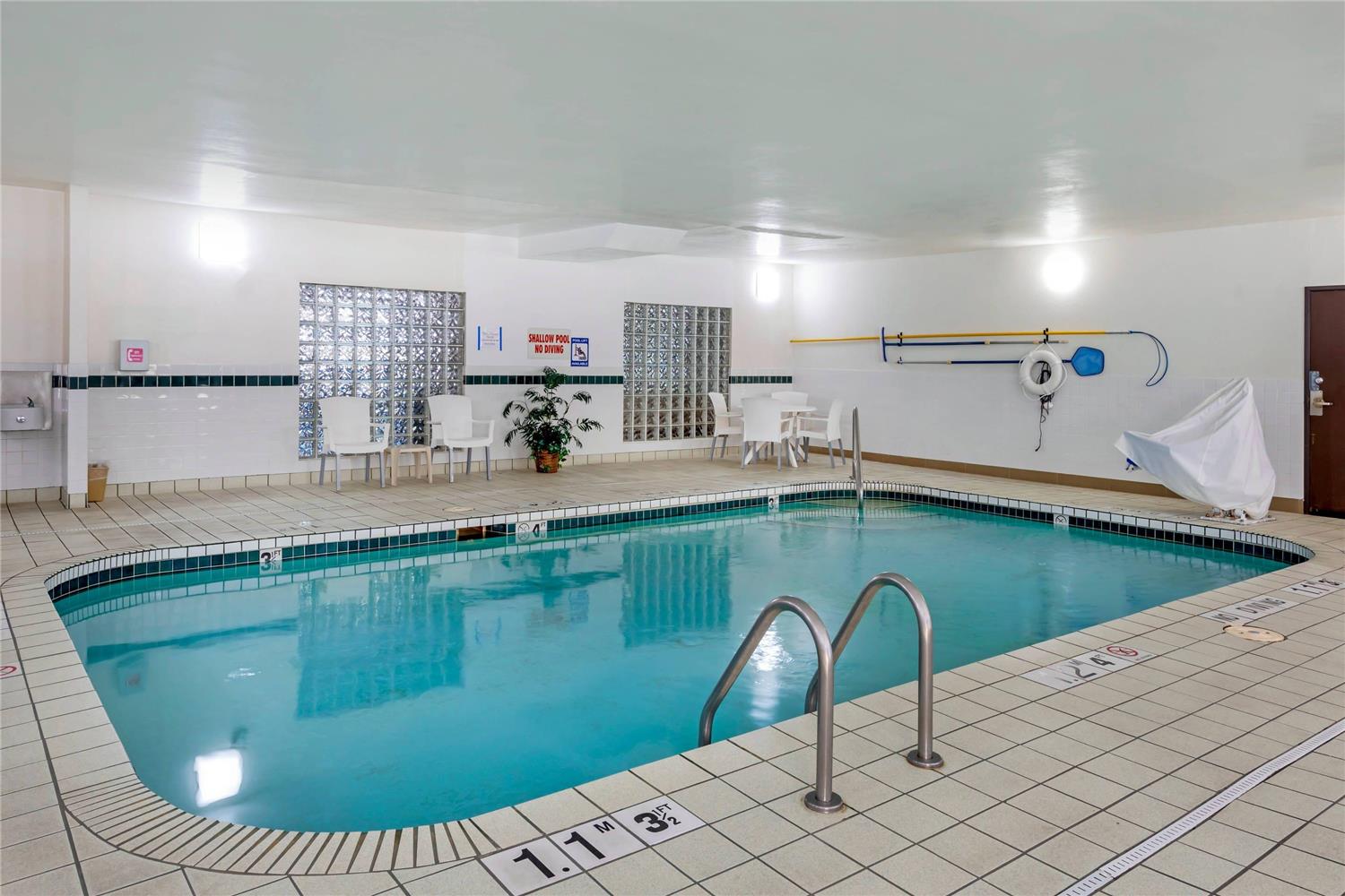 Comfort Suites North Dallas 21/31