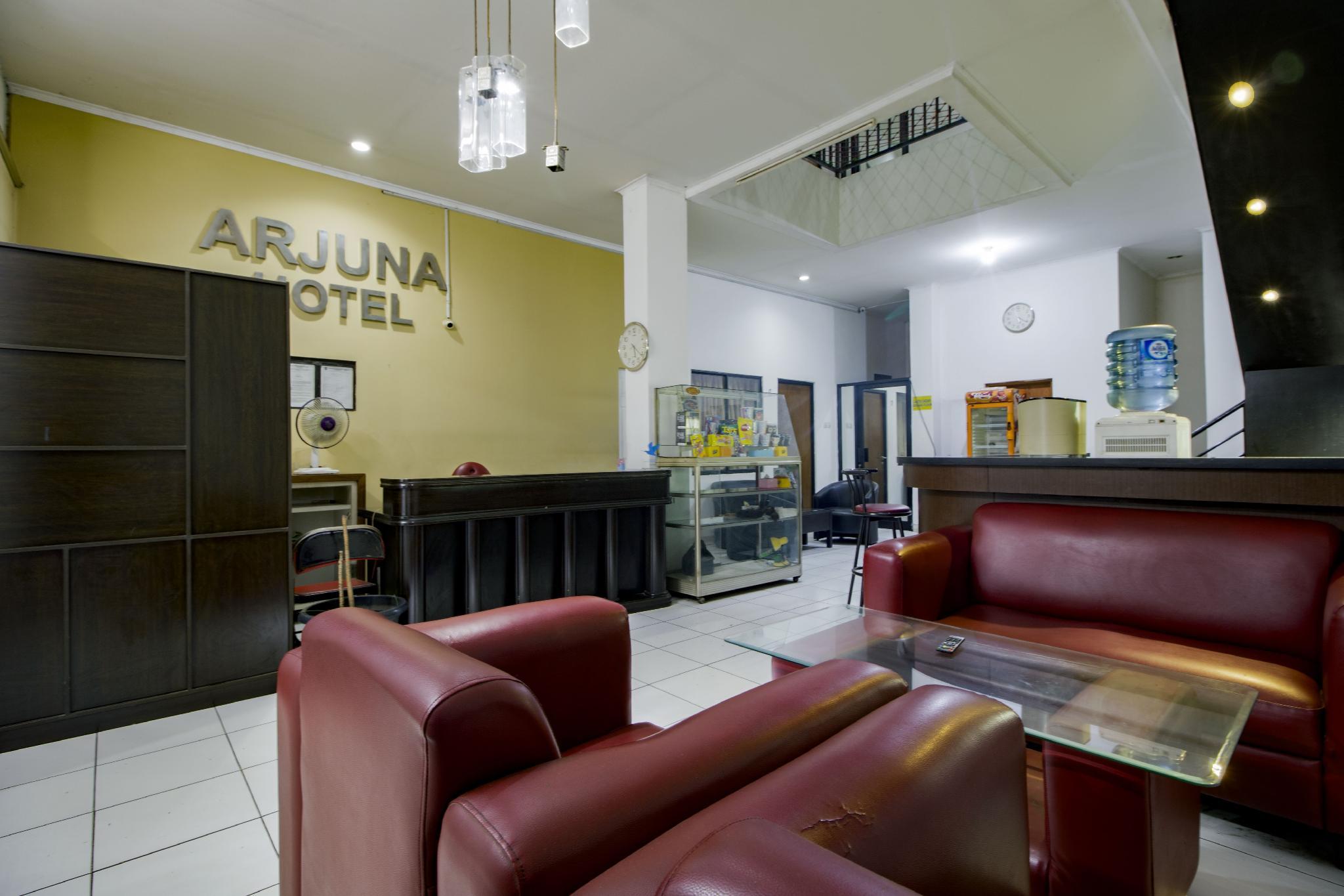 Hotel Arjuna Bekasi 18/20
