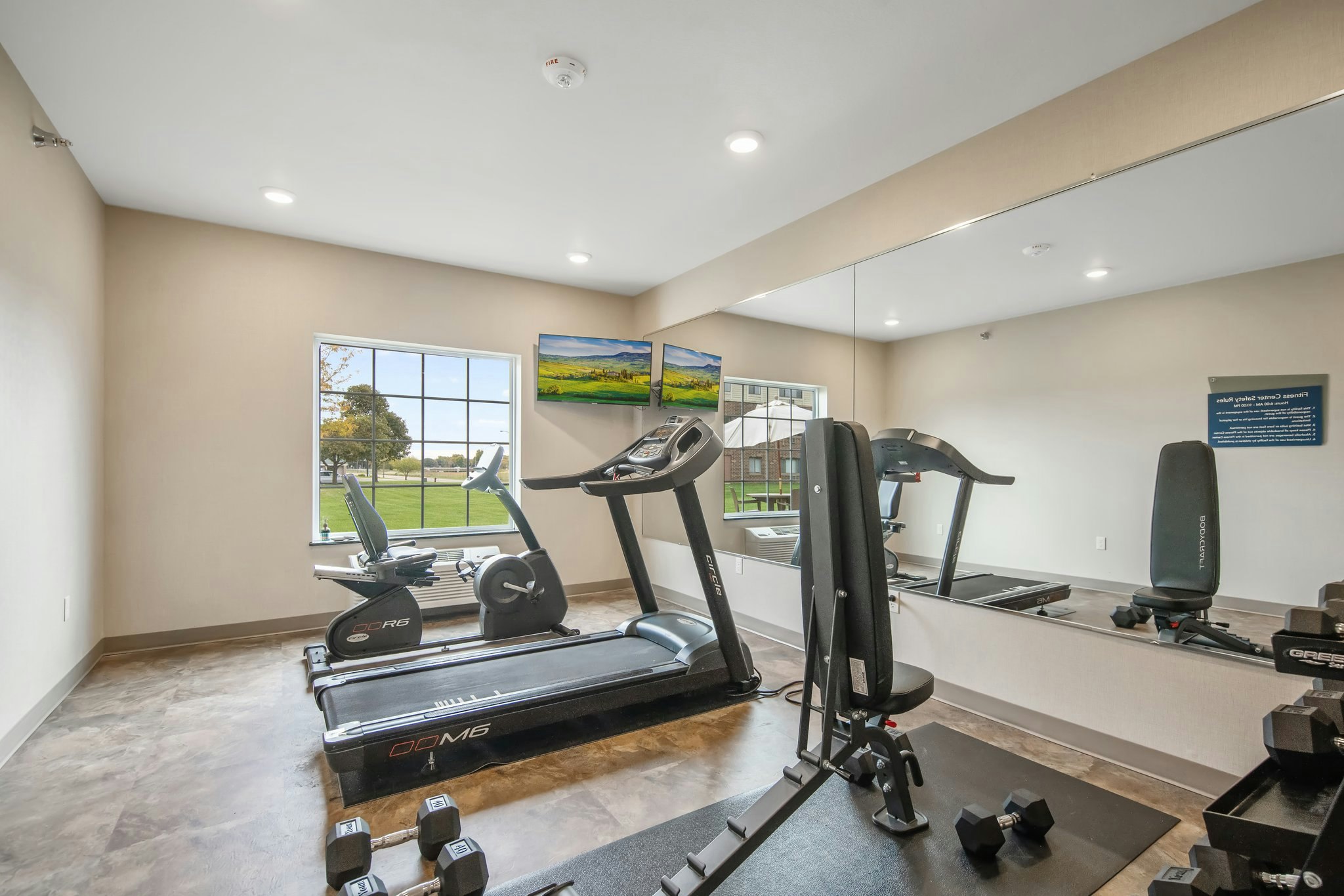 Cobblestone Hotel & Suites - Austin 23/50