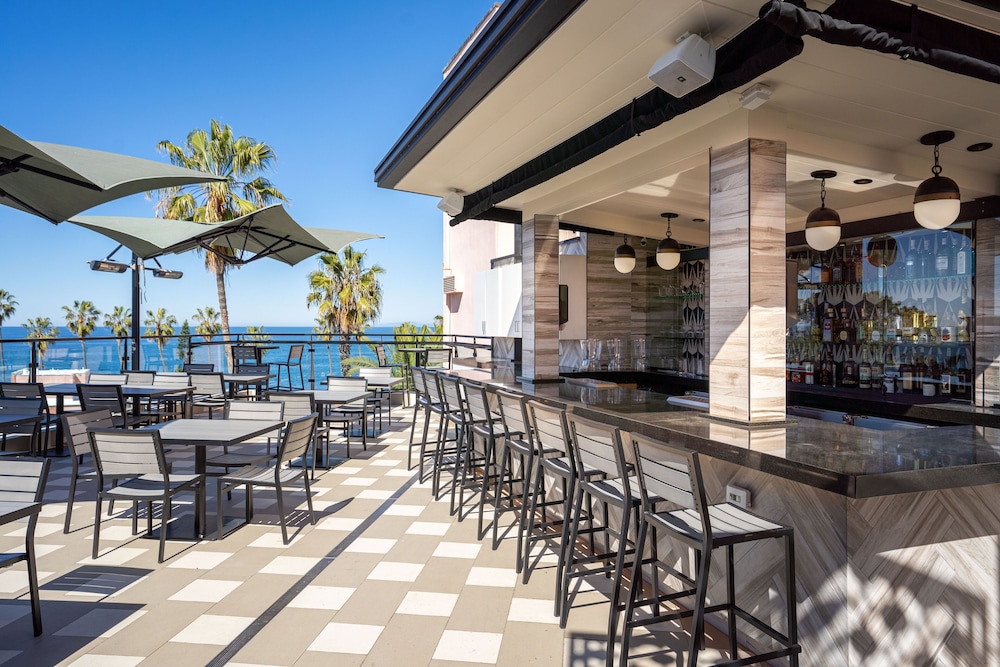 La Jolla Inn 56/68