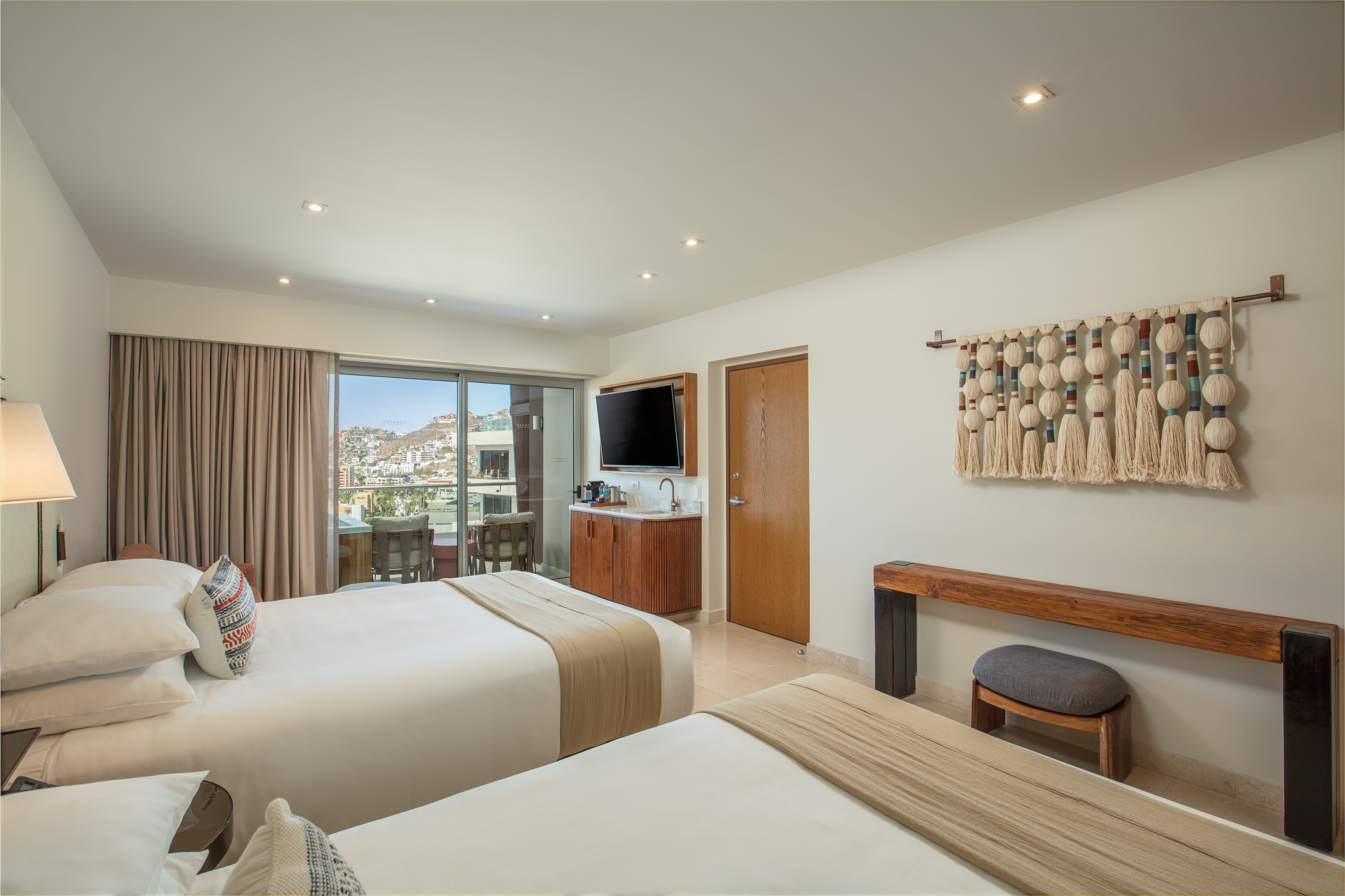 Infinity, 2 Queen Beds, Hot Tub