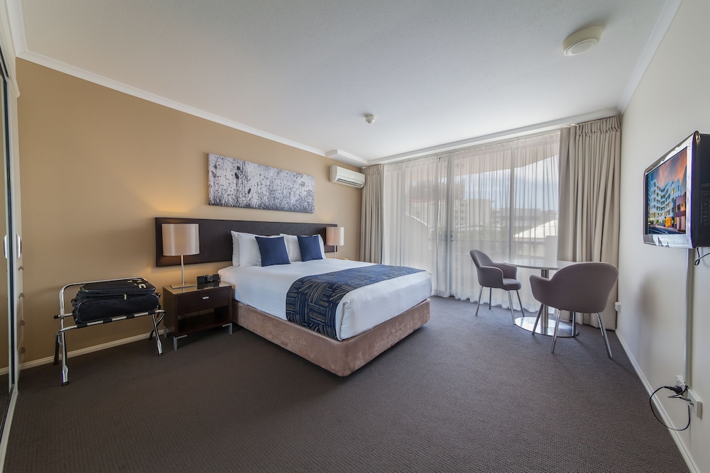 West End Central Apartments 24/56