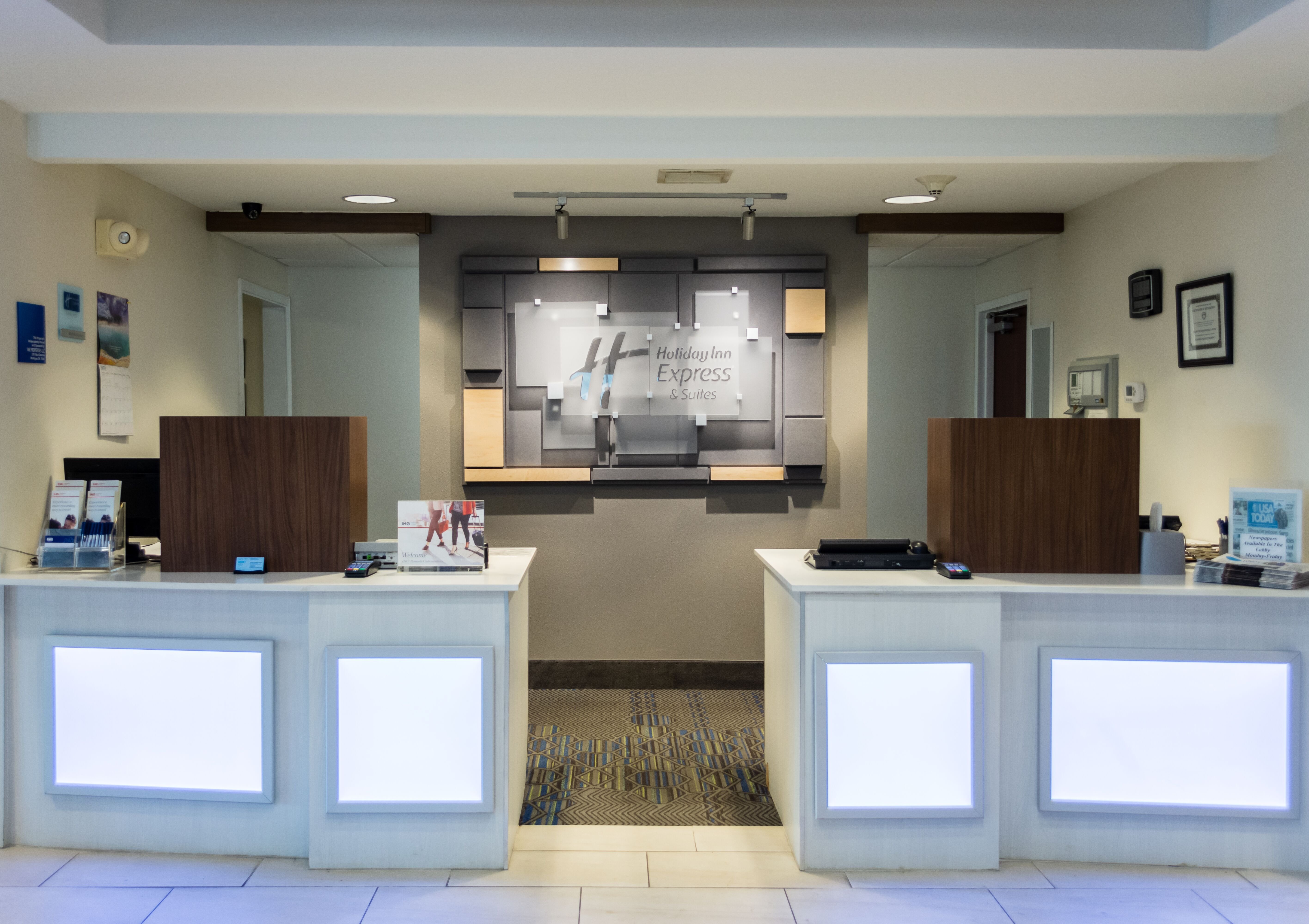 Holiday Inn Express Hotel Suites Muskogee 9/48