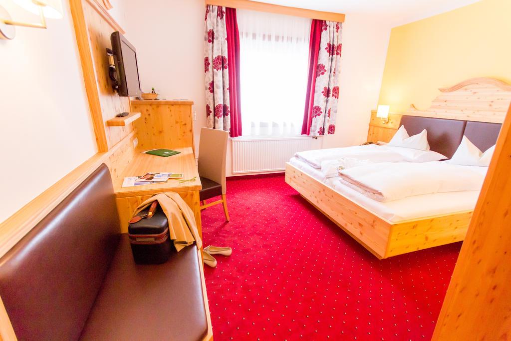 HOTEL TRATTLERHOF 9/27