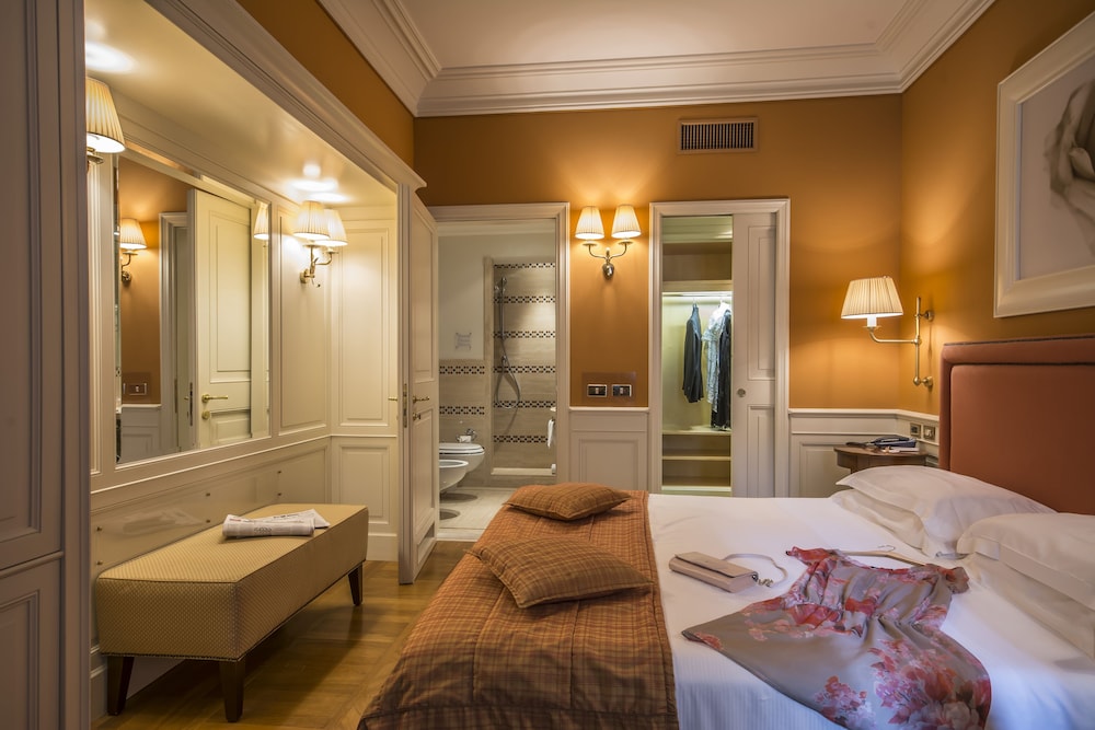 Hotel Corona d Oro 1890 20/43