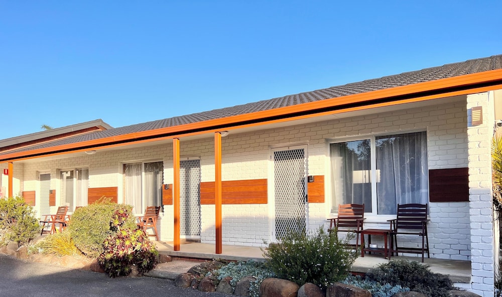 PORT CAMPBELL MOTOR INN 1/50