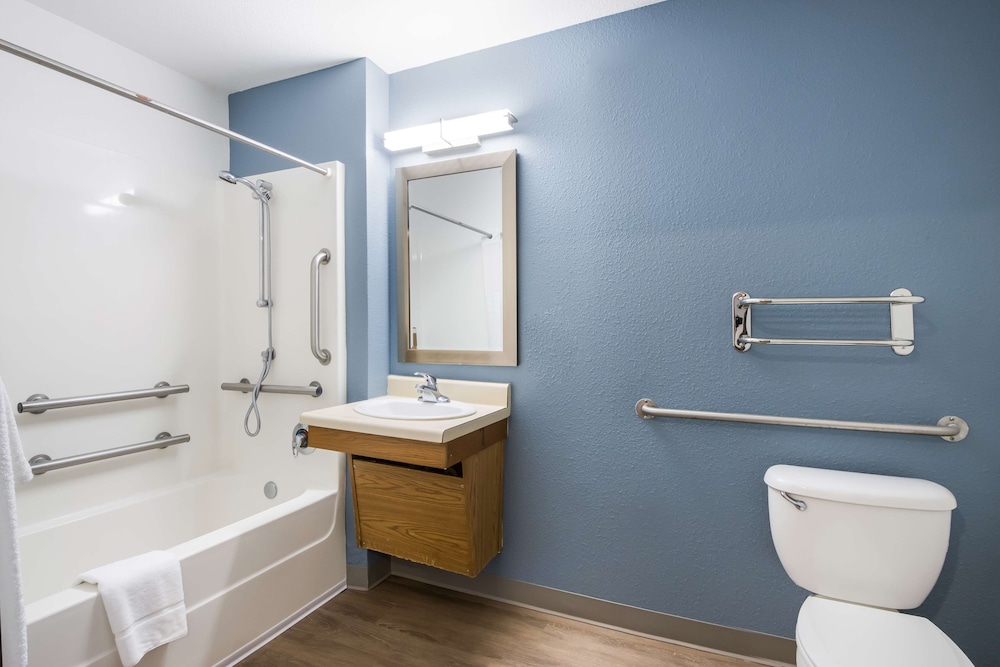 Extended Stay America Select Suites Lakeland 11/42