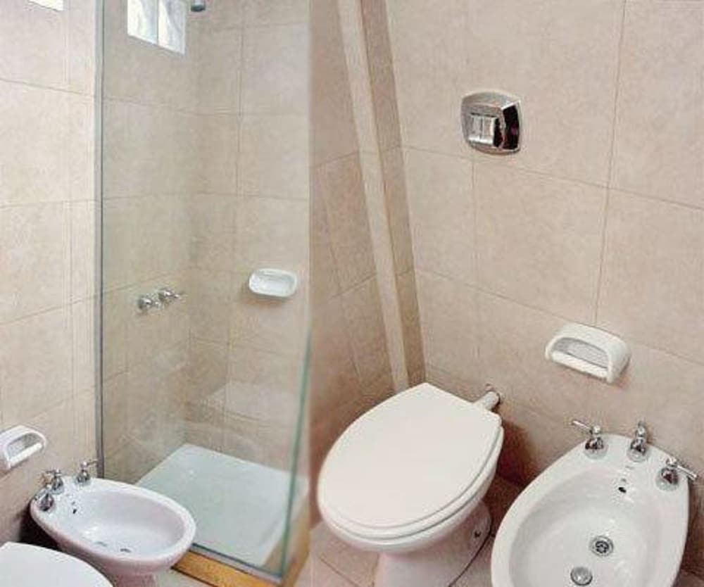 Juramento de Lealtad Townhouse Hotel 29/30
