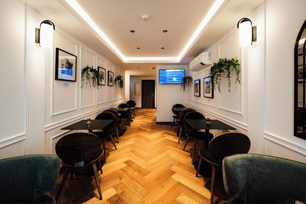 Royale Sainte Helene Boutique Hotel 41/57