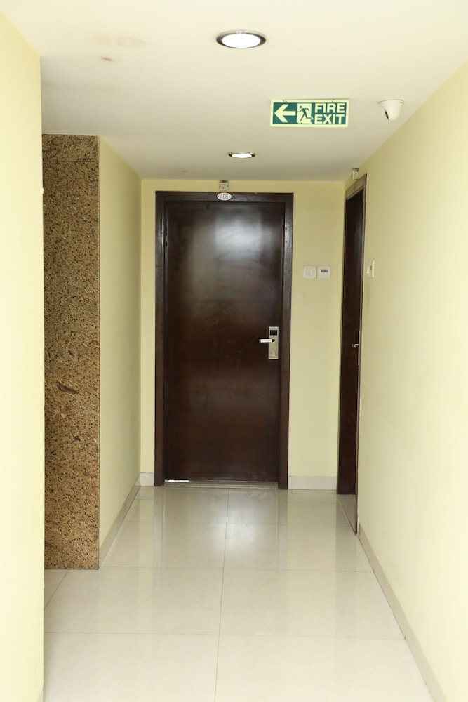Hotel Anantha Executive Suites 3/18