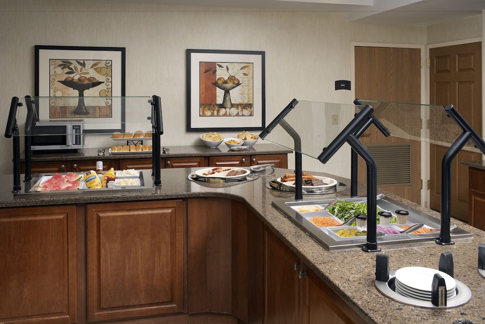 Staybridge Suites North Brunswick 35/41