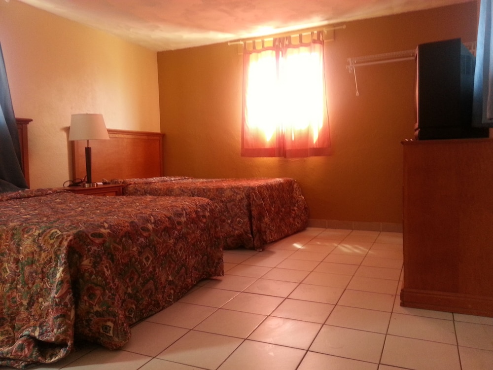 Atlantic Inn 21/34