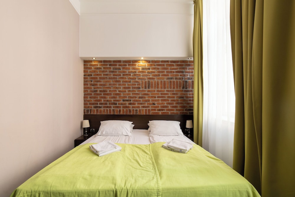 STANDARD, DOUBLE BED