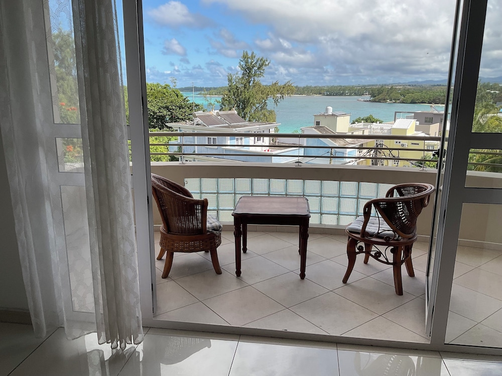 PREMIUM, PENTHOUSE