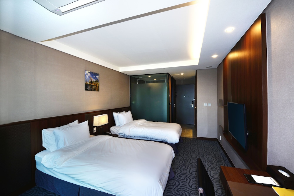 Ramada by Wyndham Gangwon Sokcho 13/34